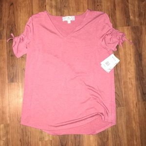V-neck T-shirt